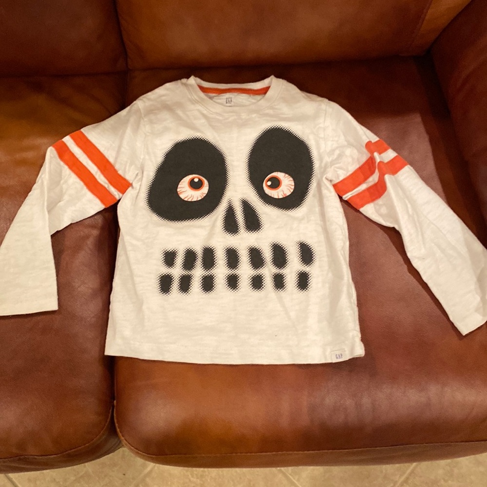 Halloween baby gap T shirt five years old size
